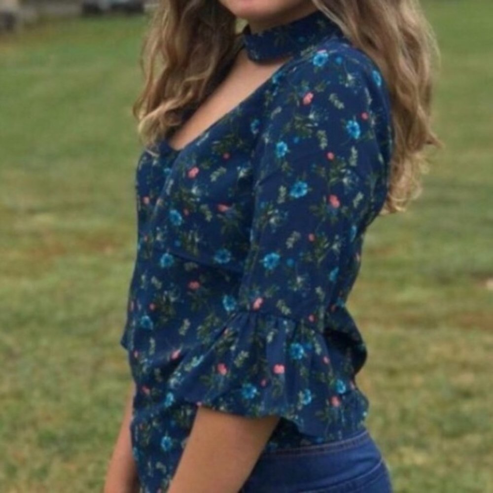 Meraki Blue Floral Blouse with Choker Collar - Picture 3 of 7